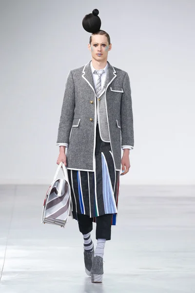 Look 30